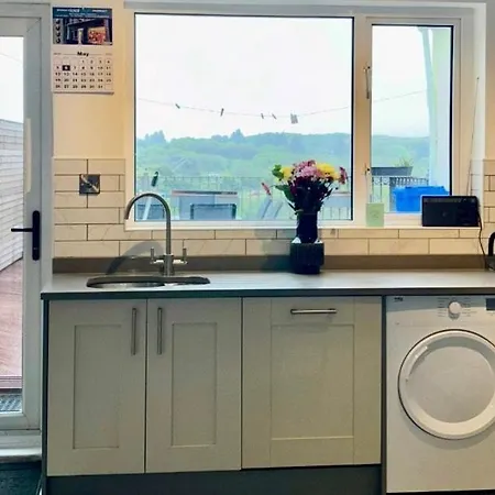 White Heather 3 Bed Town Holiday home